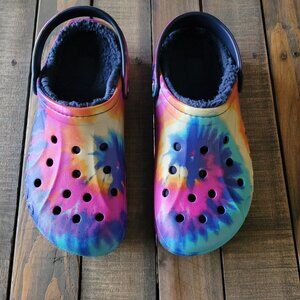 Crocs Baya Lined Tie-Dye Graphic Clog / Fuzzy Slippers